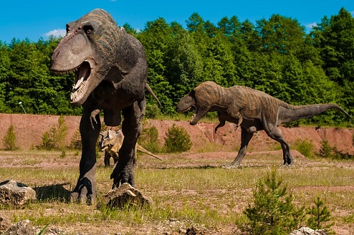 アロサウルス ティラノサウルス 前足